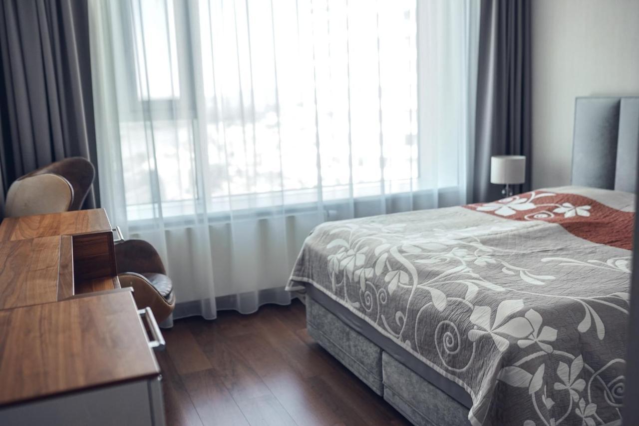 Voir Apartment Братислава Екстериор снимка